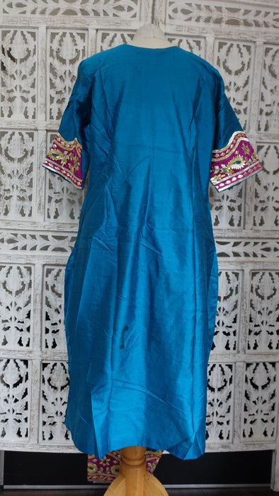 Blue Silk Vintage Gota Suit - UK 14 / EU 40 - Preloved
