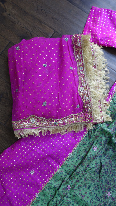 Green And Pink Vintage Banarsi Brocade Salwar Kameez - UK 10/EU 36 - New