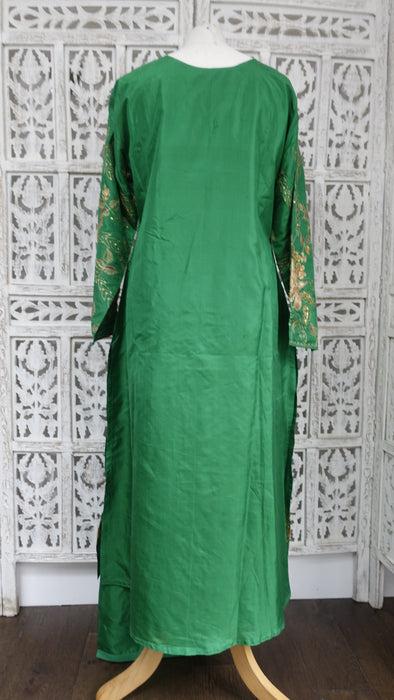 Emerald Green Vintage Silk Salwar Kameez - UK 12/EU 38 - New