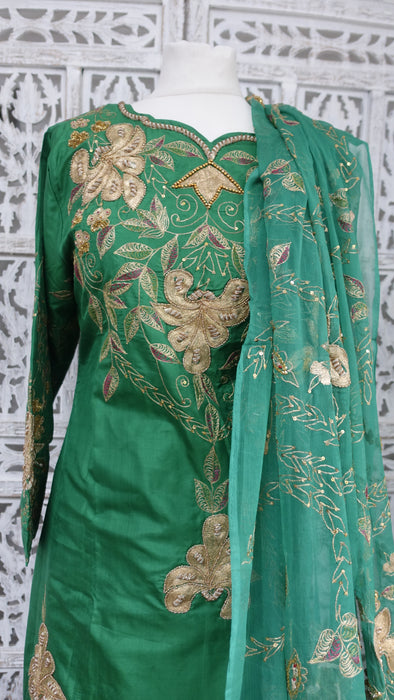 Emerald Green Vintage Silk Salwar Kameez - UK 12/EU 38 - New
