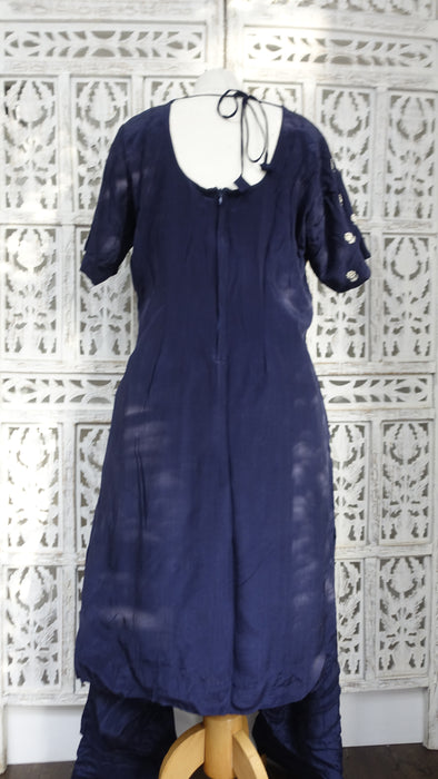 Navy Bue Floral Crepe Silk Salwar Kameez - UK 16/EU 42 - Preloved