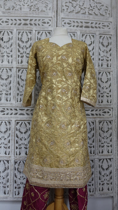 Maroon And Gold Banarsi Brocade Salwar Kameez - UK 20/EU 46 - Preloved