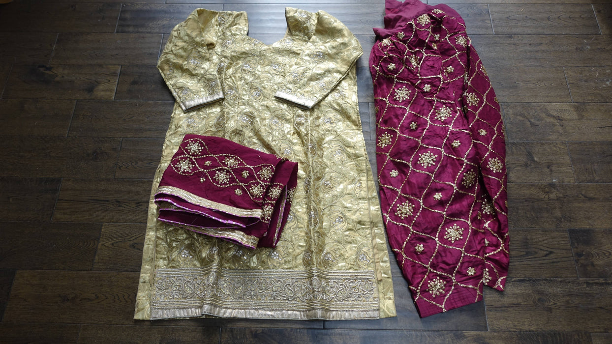 Maroon And Gold Banarsi Brocade Salwar Kameez - UK 20/EU 46 - Preloved