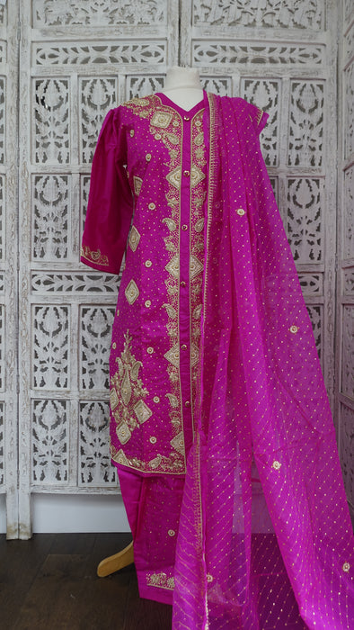 Hot Pink Vintage Silk Salwar Kameez - UK 14/EU 40 - New