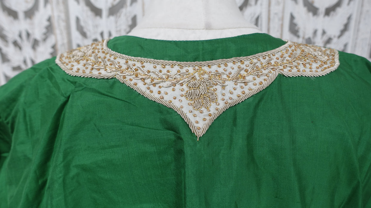 Green Pure SIlk VIntage Salwar Kameez Suit - UK 12/ EU 40 - New