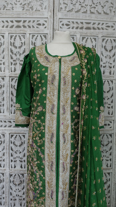 Green Pure SIlk VIntage Salwar Kameez Suit - UK 12/ EU 40 - New