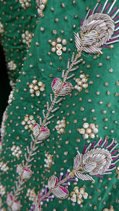 Green Pure SIlk VIntage Salwar Kameez Suit - UK 12/ EU 40 - New