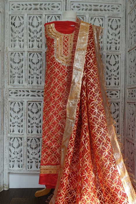 Red Vintage Wedding Suit And Dupatta - New