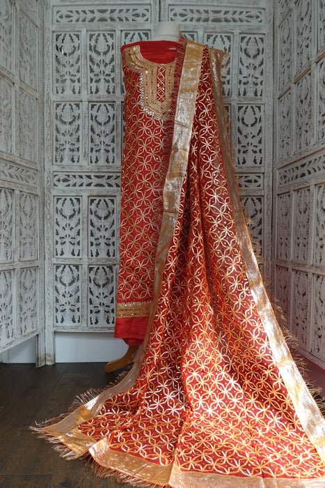 Red Vintage Wedding Suit And Dupatta - New