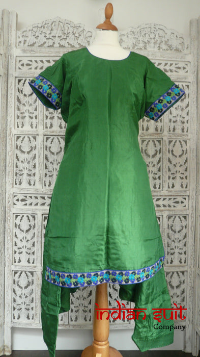 Green & Stone Salwar Kameez UK 20 / EU 46 - Preloved - Indian Suit Company