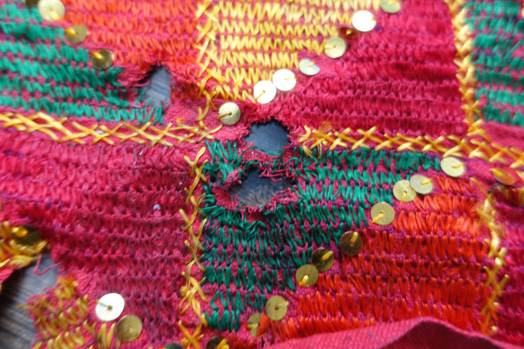 Red Phulkari Vintage Cotton Embellished Blanket / Bagh - Indian Suit Company