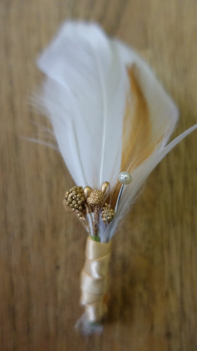Cream Feather Buttonholes - New