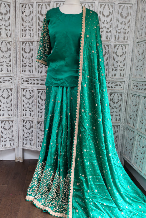Emerald Green Vintage Silk Wedding Lengha - UK 14 / EU 40 - New - Indian Suit Company