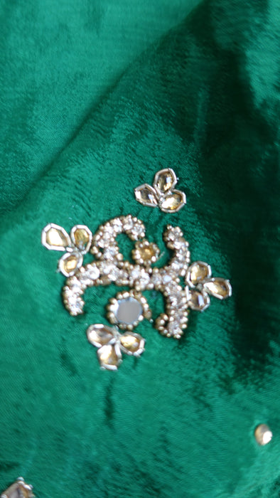 Green Banarsi Mirror Churidaar Suit - UK 12 / EU 38 - Preloved