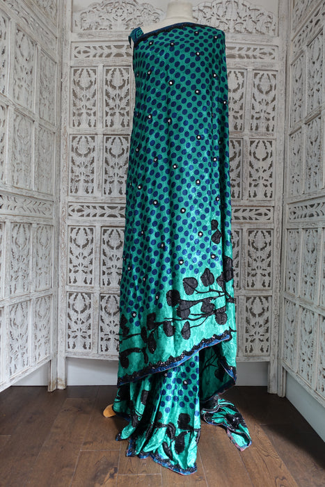 Dark Green Spotty Crepe Sari + 32 Bust Blouse - Preloved - Indian Suit Company