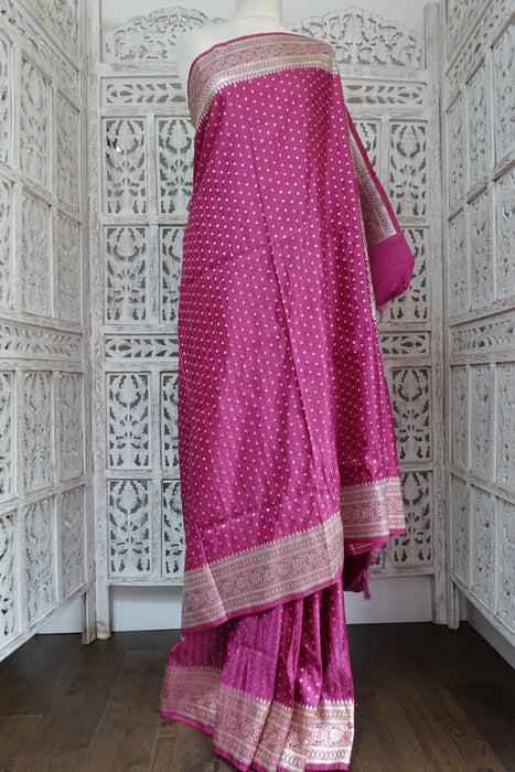 Mauve Vintage Sateen Silk Sari - Preloved - Indian Suit Company