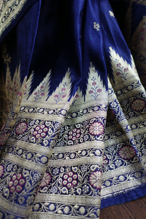 Dark Blue Vintage Sateen Silk Sari And Blouse Fit 32 Bust - Preloved