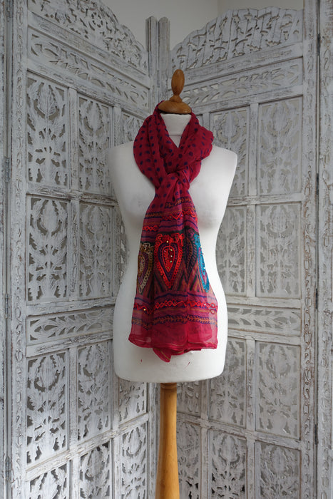 Printed Dupatta With Colourful Embroidery - Preloved