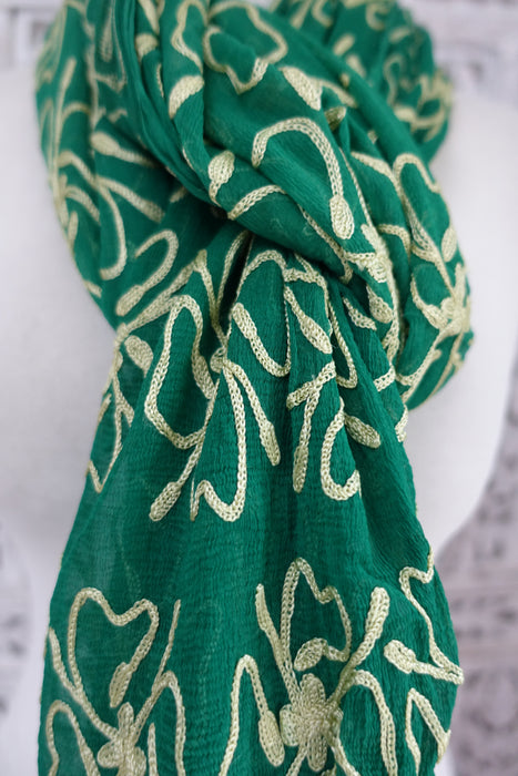 Green Embroidered Vintage Dupatta - Preloved - Indian Suit Company