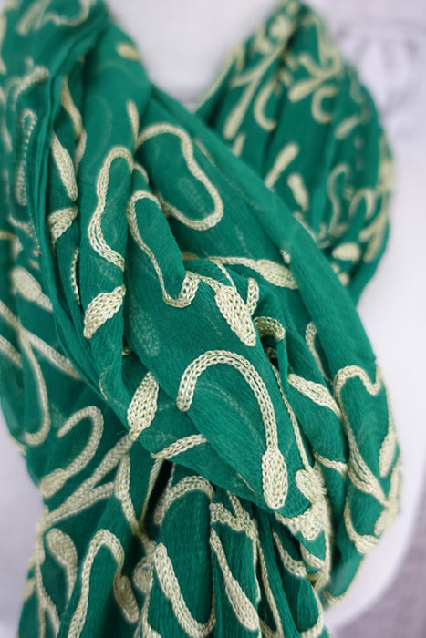 Green Embroidered Vintage Dupatta - Preloved - Indian Suit Company