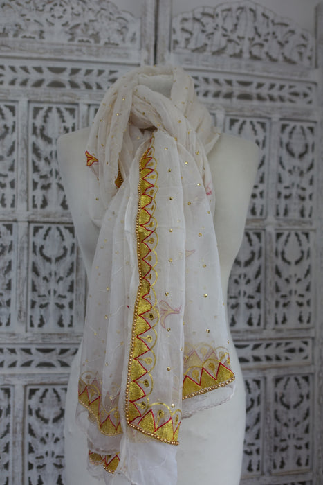 White Silk Chiffon Vintage Dupatta - Preloved