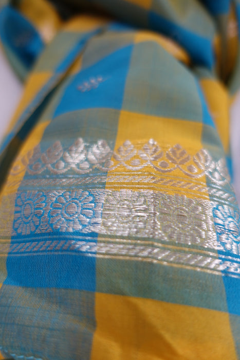 Blue And Yellow Vintage Silk Blend With Silver Zari - New