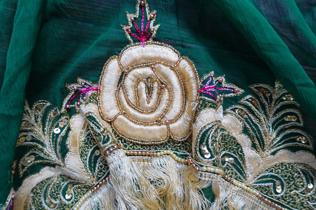 Dark Green Vintage Embroidered Dupatta - New