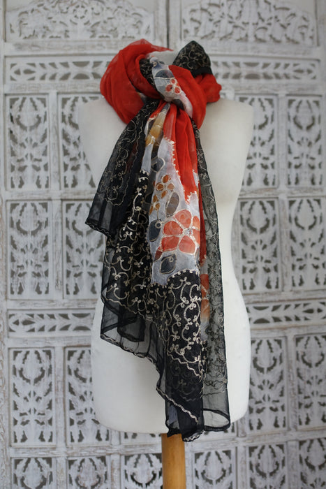 Black Red And White Vintage Dupatta - New
