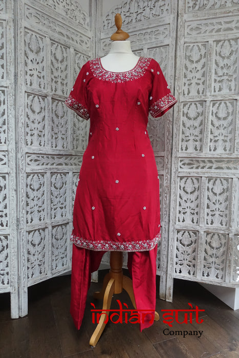 Red Silk Salwar Kameez UK 12 / EU 38 - Preloved - Indian Suit Company