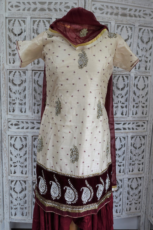 Cream & Maroon Salwar Kameez UK 10 / EU 36 - Preloved - Indian Suit Company