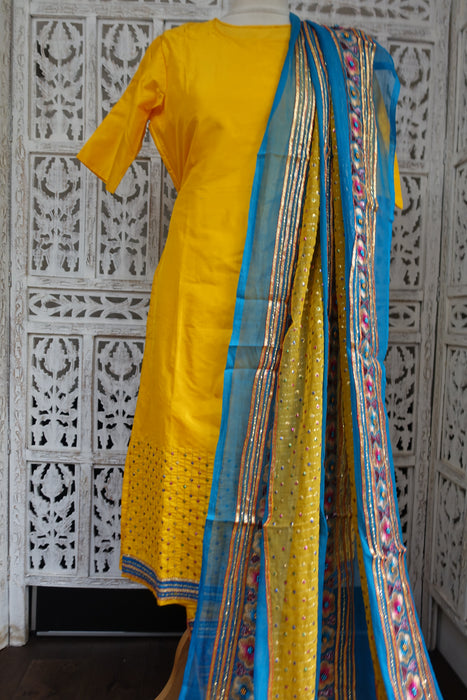 Yellow And Blue Pure Silk Vintage Salwar Kameez - UK 8 / EU 34 - New