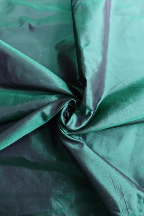 Green Silk Fabric With Black Tones - New